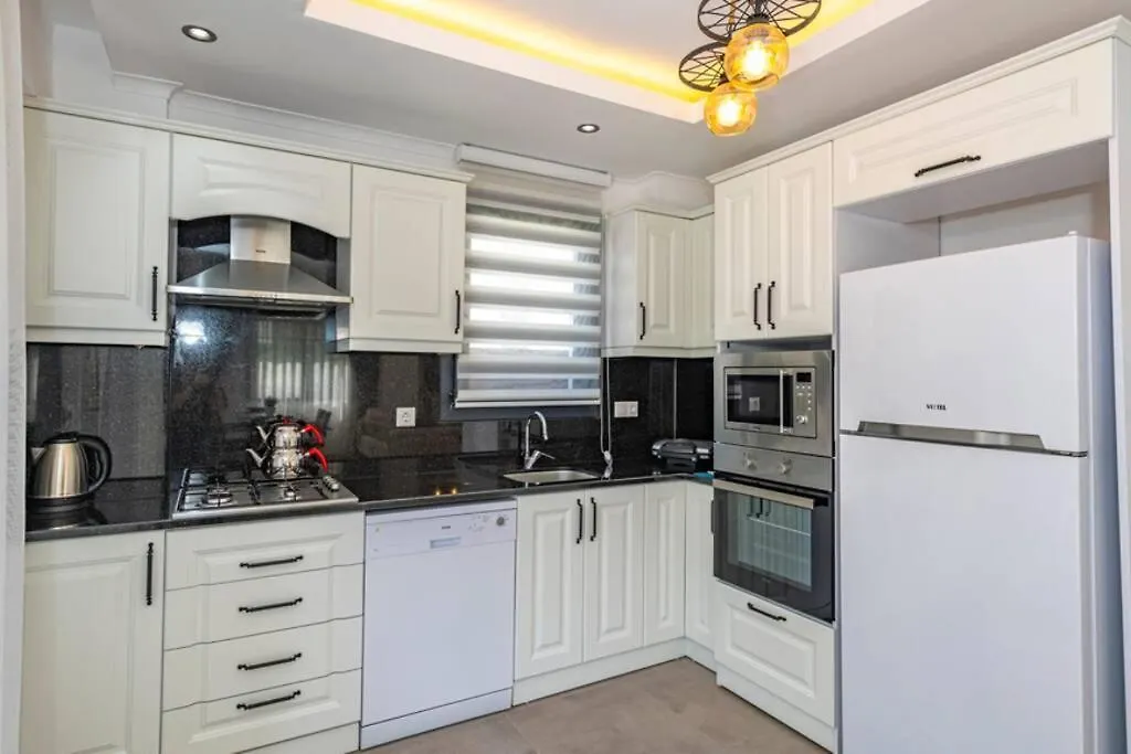 Violet - 4 Bedroom Holiday Villa in Ölüdeniz Türkiye