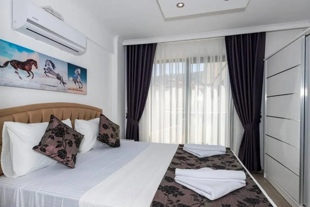 Violet - 4 Bedroom Holiday Villa in Ölüdeniz